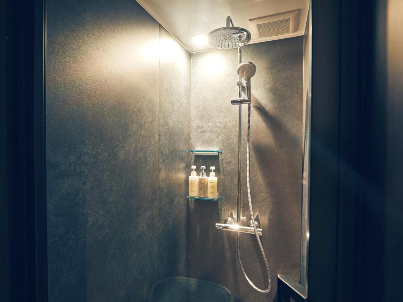 Villa ルクス箱根湯本 Lux Hakone Yumoto Extérieur photo